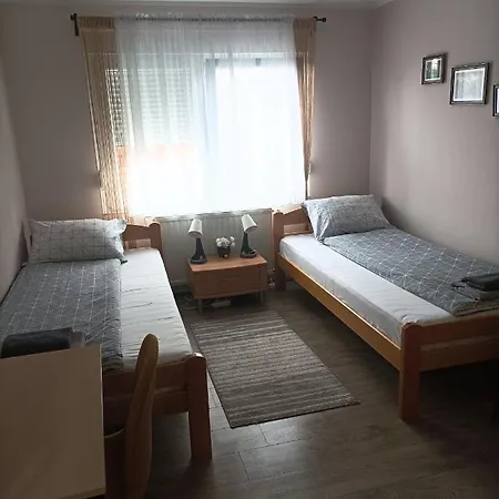 Ariana * Kragujevac