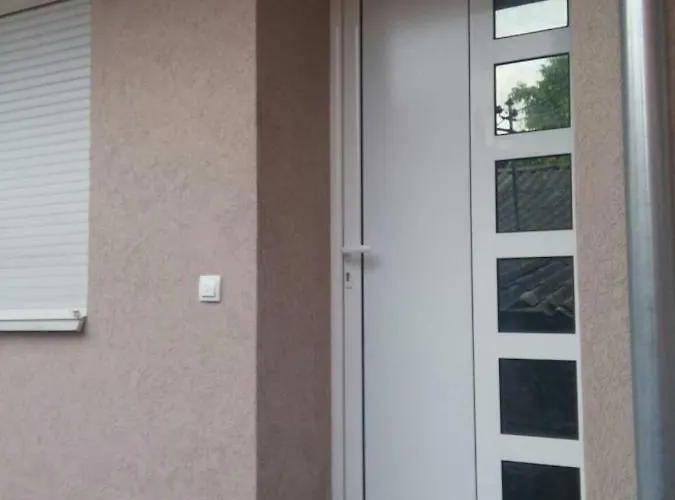 Ariana * Крагуевац