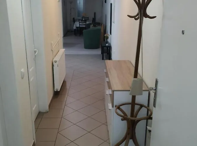 Апартаменты Ariana *